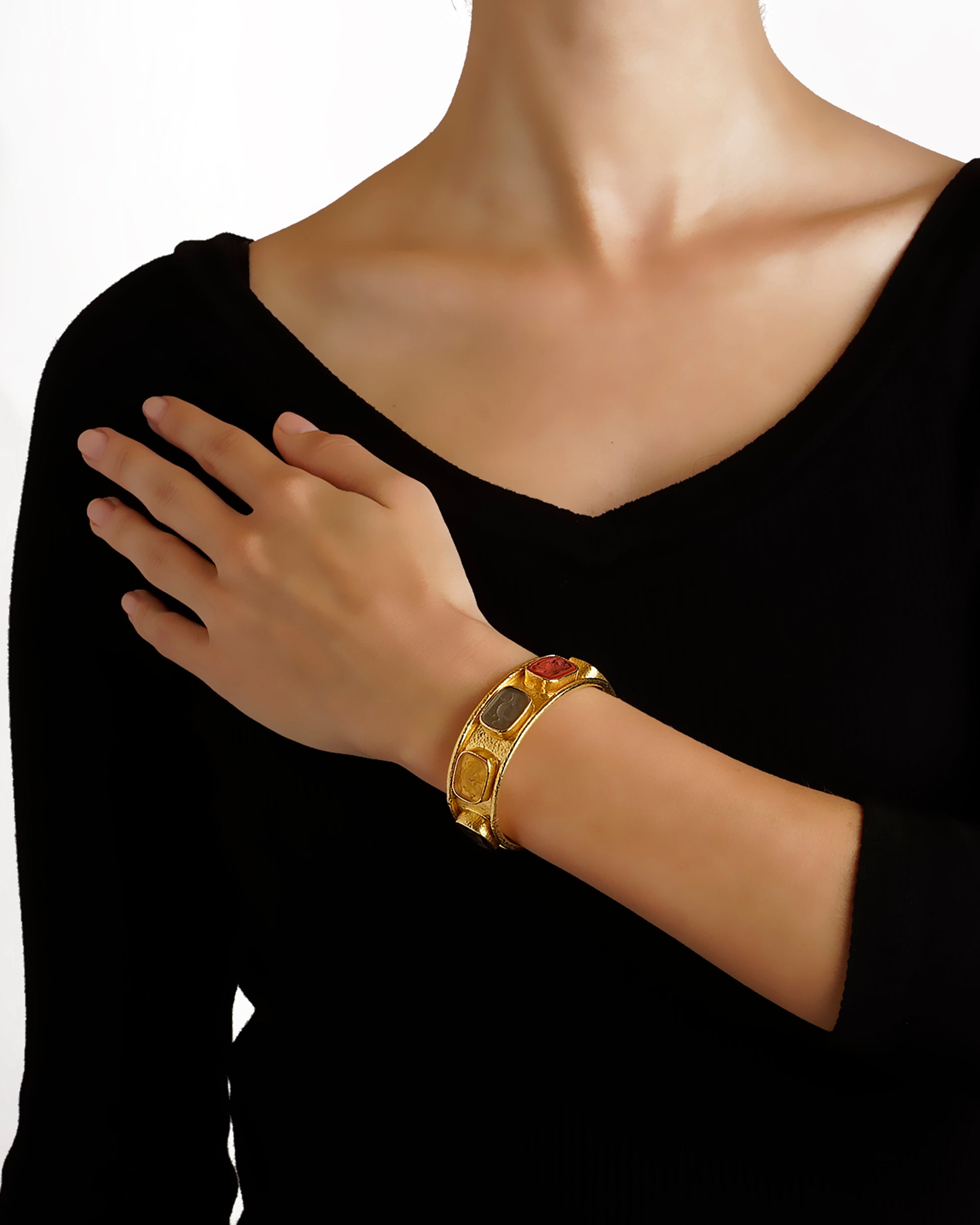 Neutral 'Antique Animals' Flat Narrow Bangle