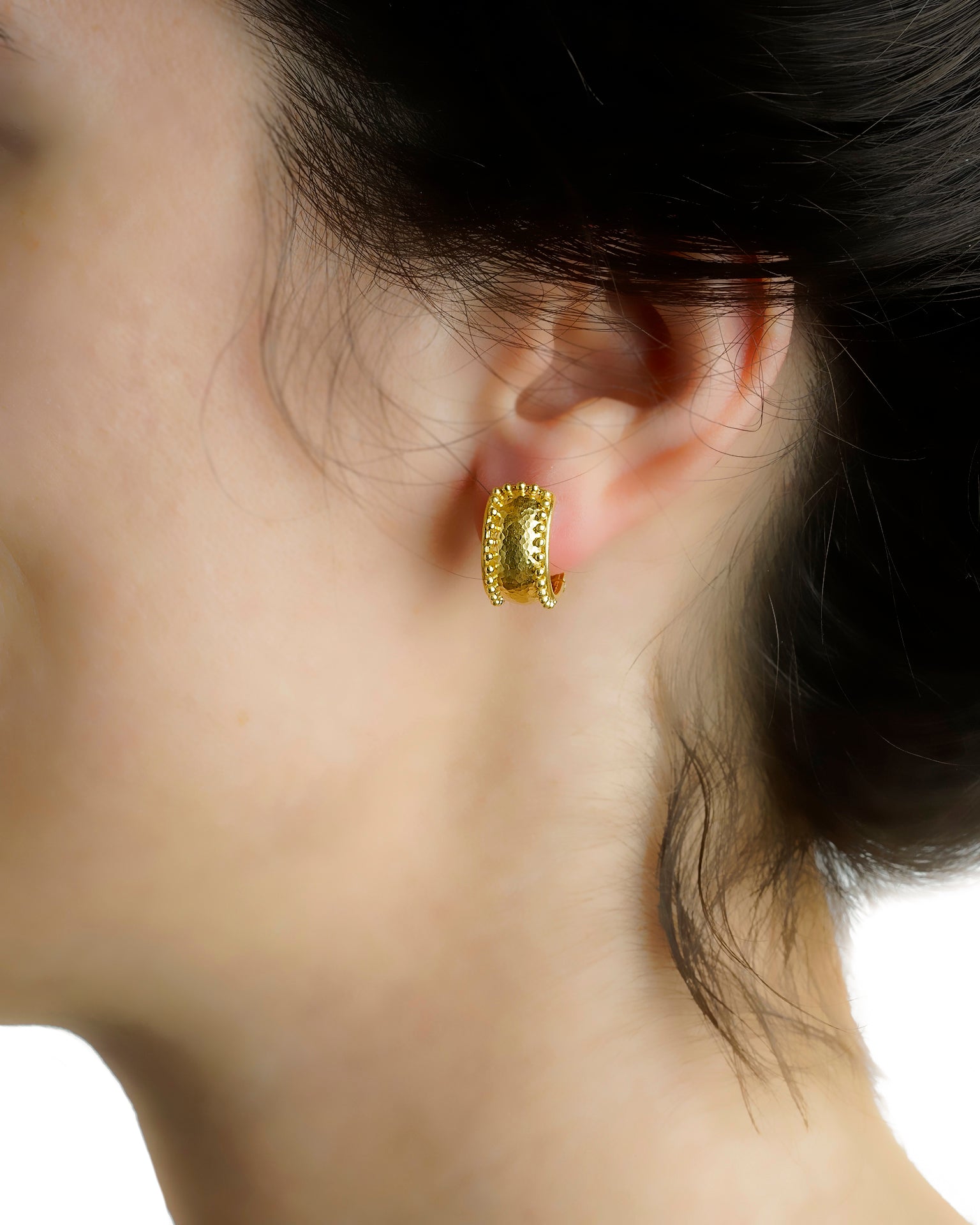 Curved Wide Hoops with Granulation