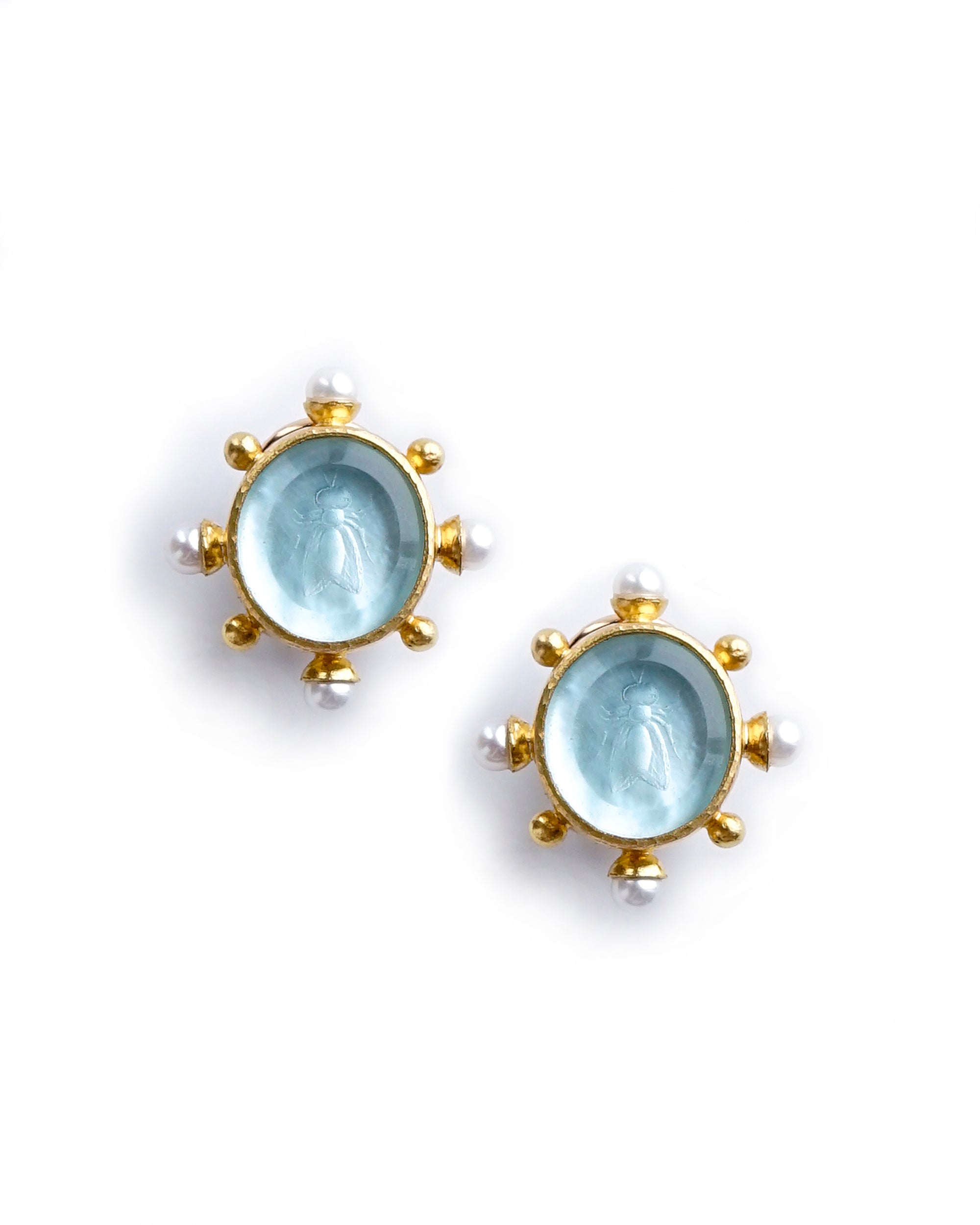 Light aqua 'Demel Bee' and Pearl Earring