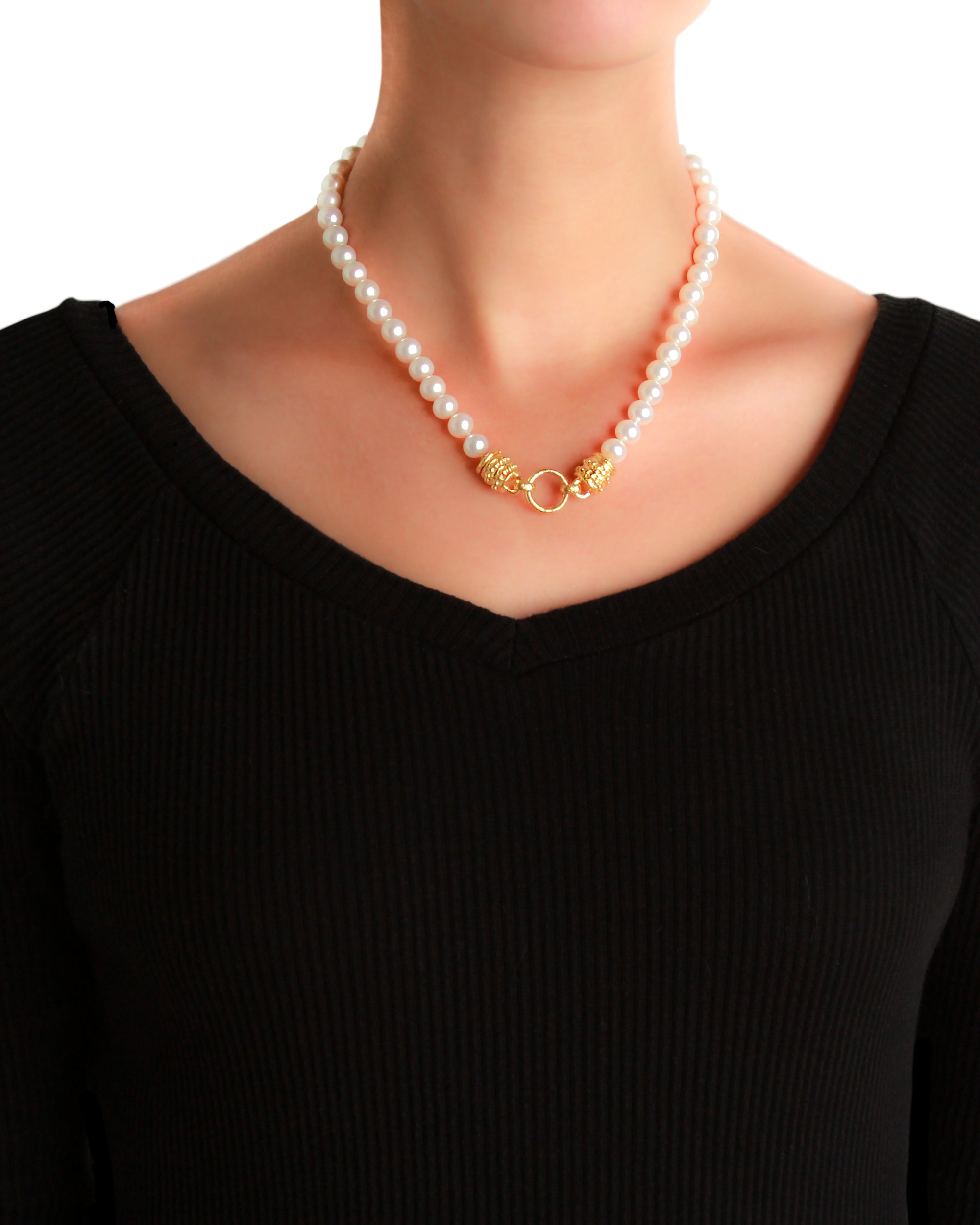 Pearl Necklace with 'Bettina' Clasp