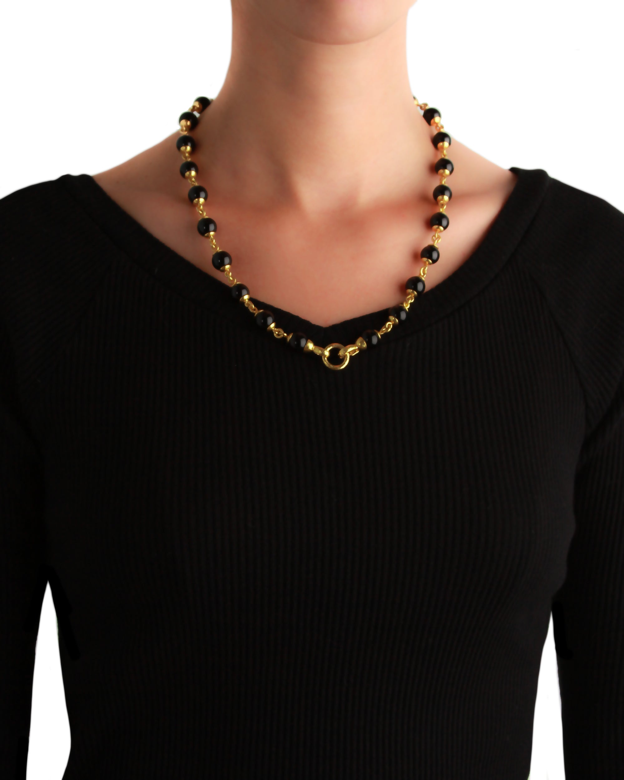 Onyx and Gold Link Necklace with Circle Clasp - 21"