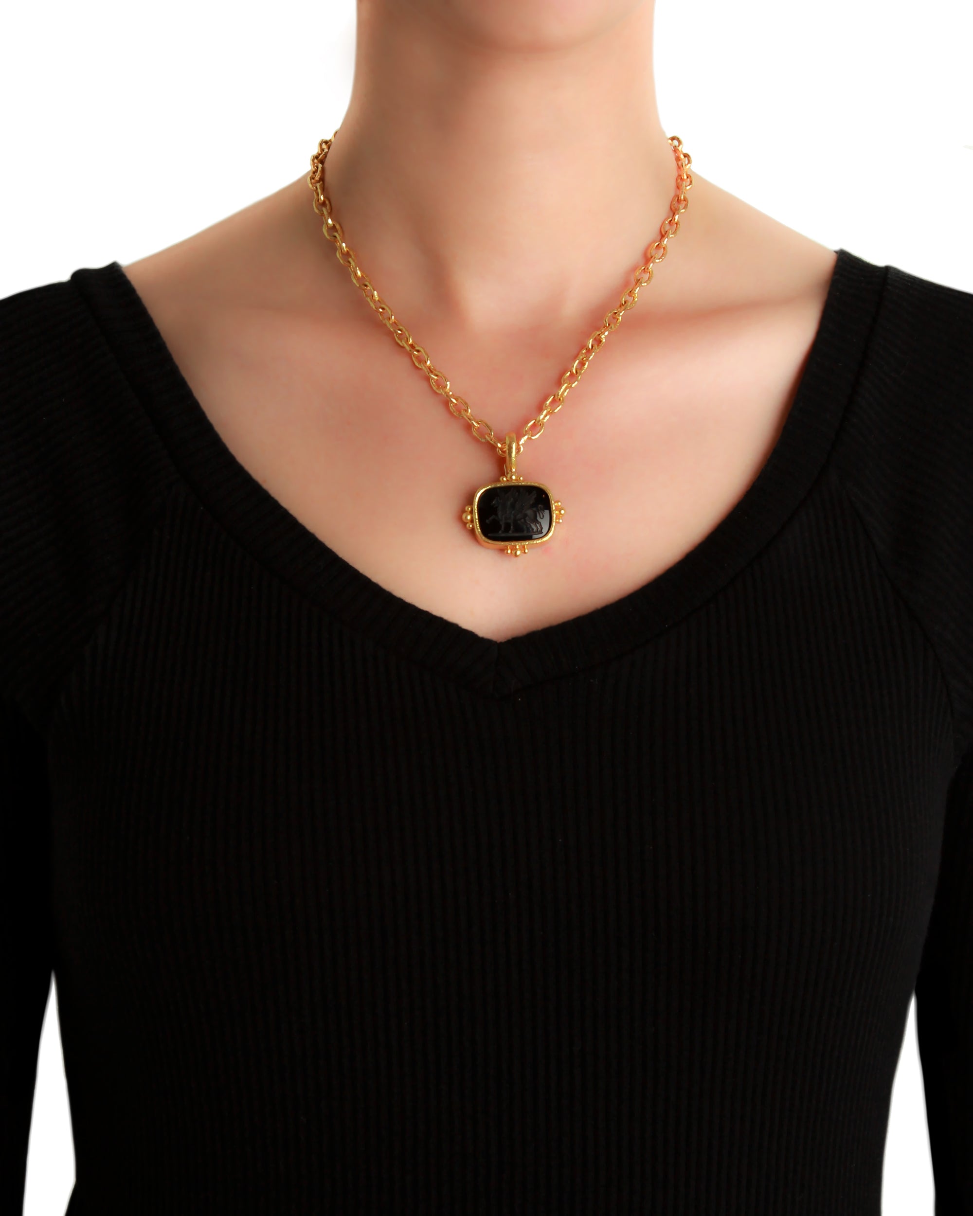 Onyx 'Two Griffins' Pendant