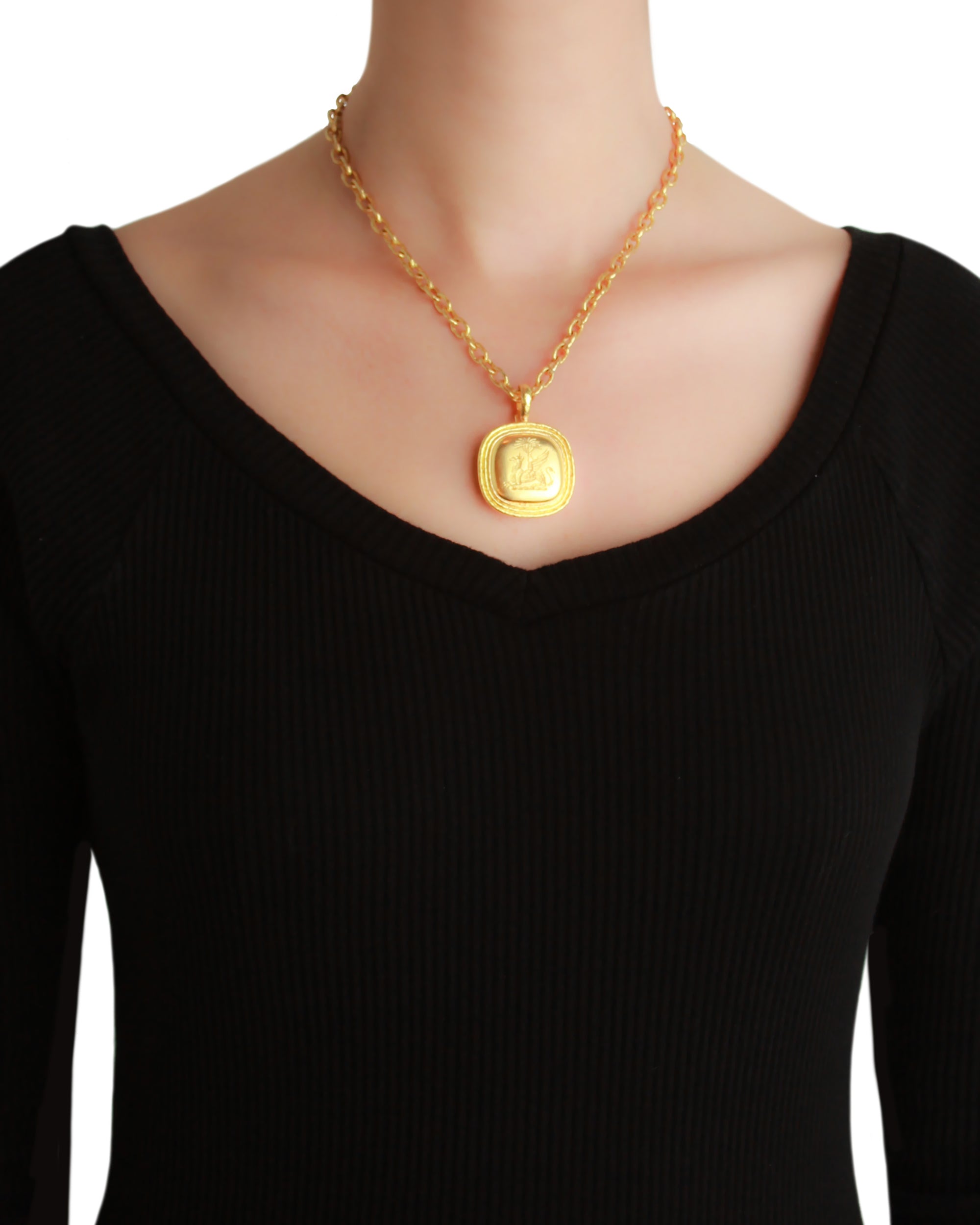 Gold 'Griffin & Palm' Livery Button Pendant