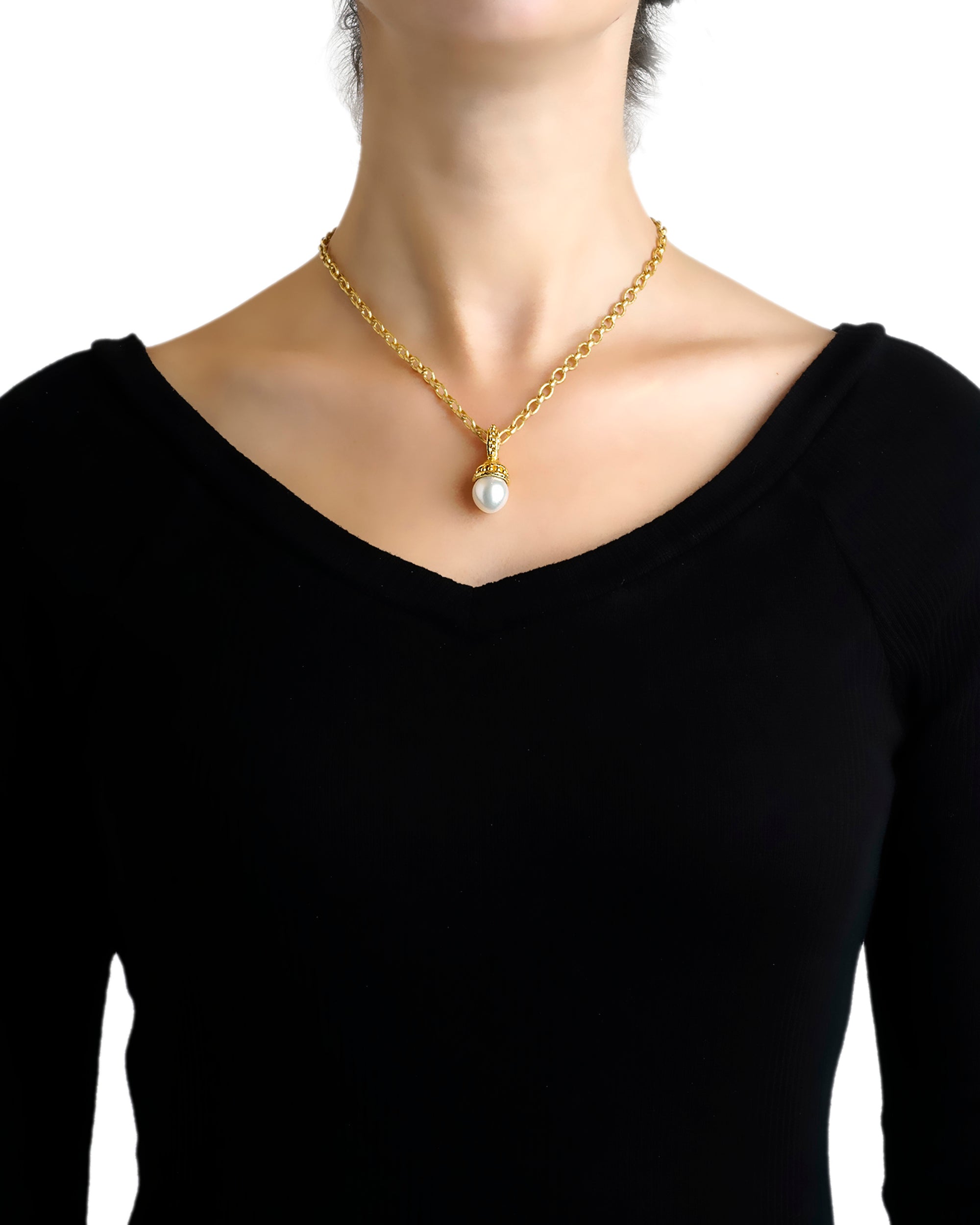 White Pearl Pendant