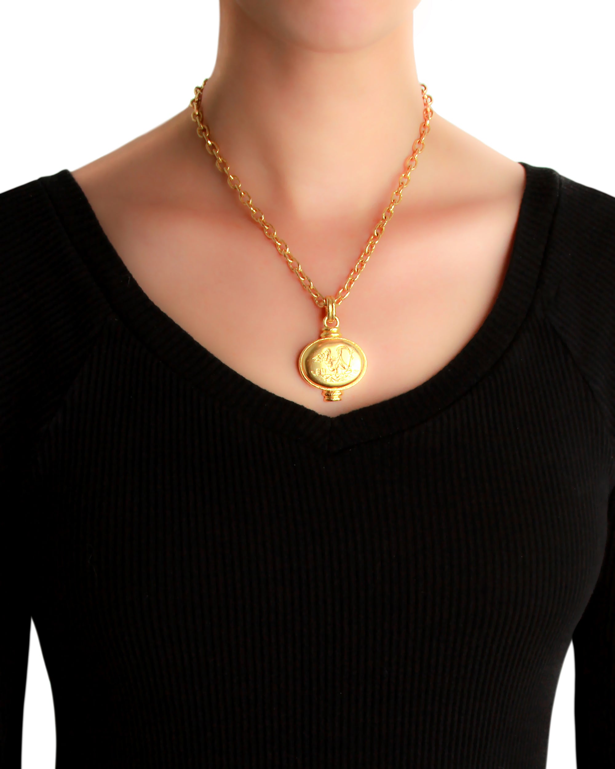 Gold 'Sailing Cherub' Pendant