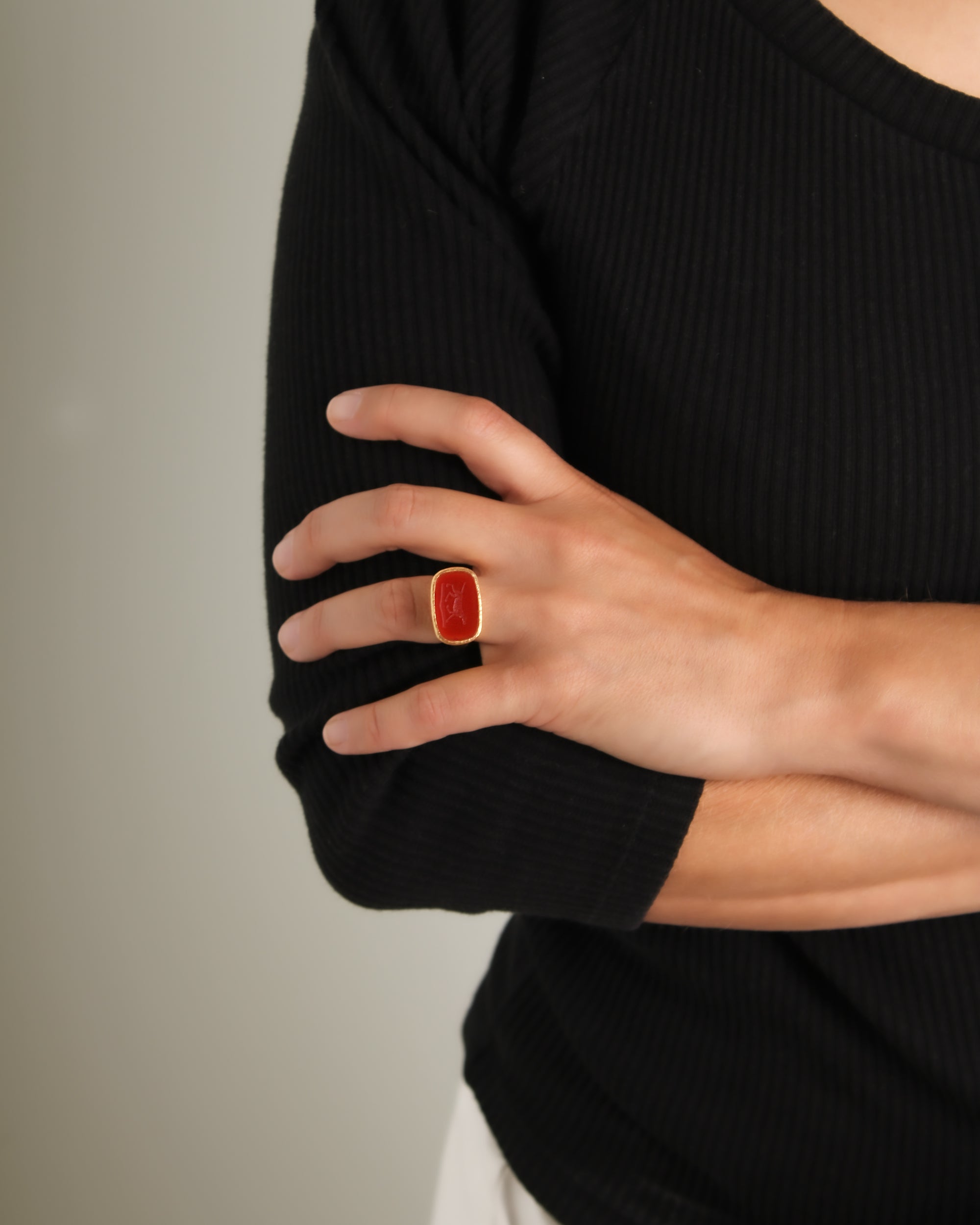 Carnelian 'Pointing Dog' Ring