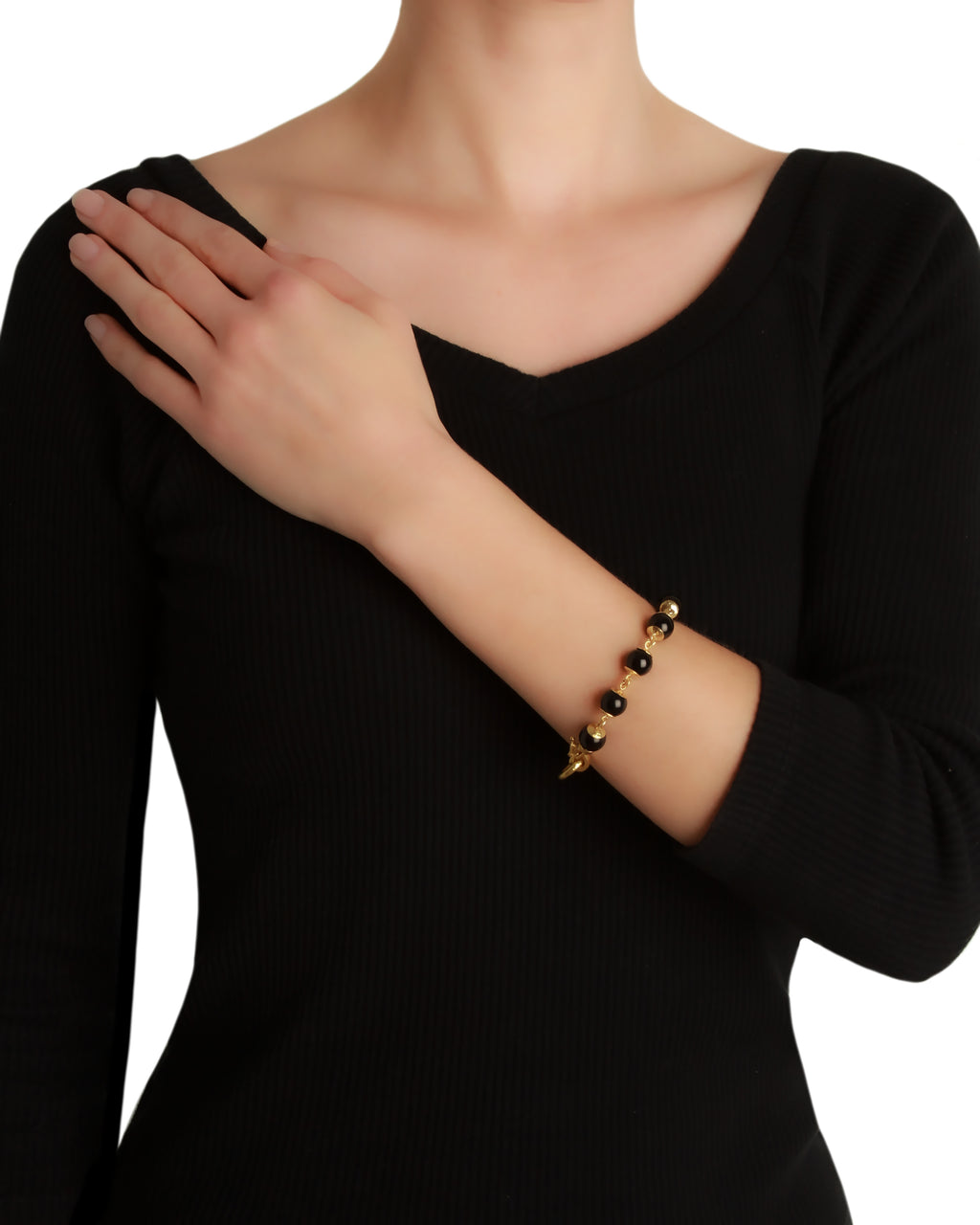 Black Jade Bead and Gold Link Bracelet