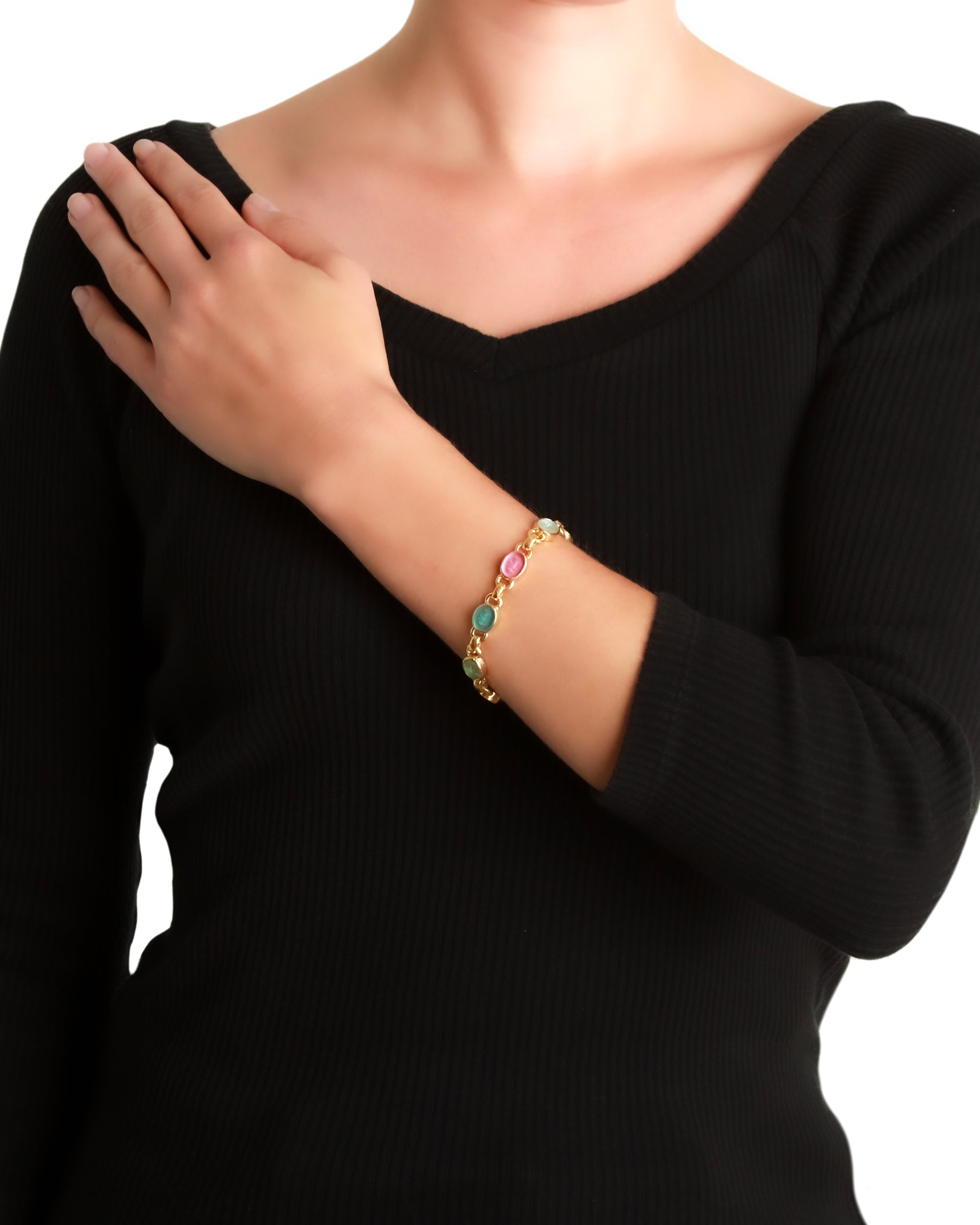 Neutral 'Tiny Chariot' Bracelet