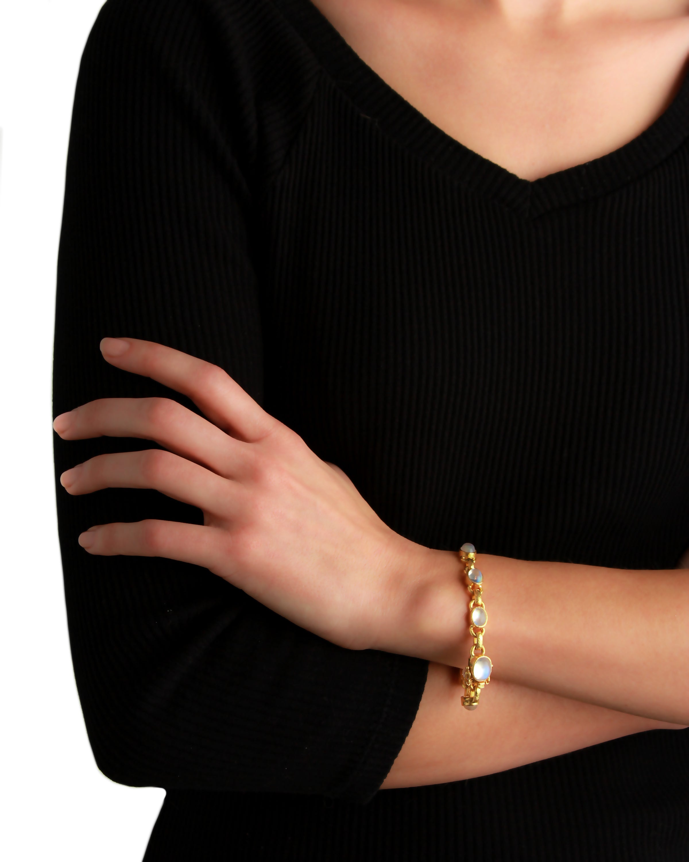 Oval Moonstone Bracelet – Elizabeth Locke Jewels