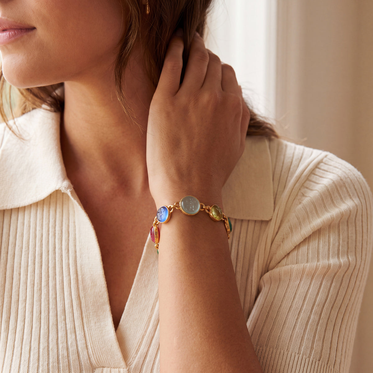 Pastel Round Venetian Glass Intaglio Bracelet