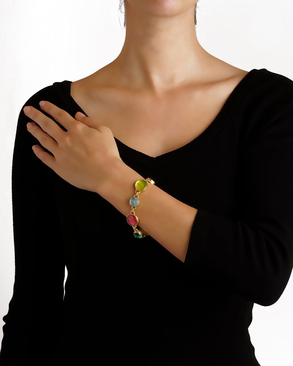 Neutral Round Venetian Glass Intaglio Bracelet