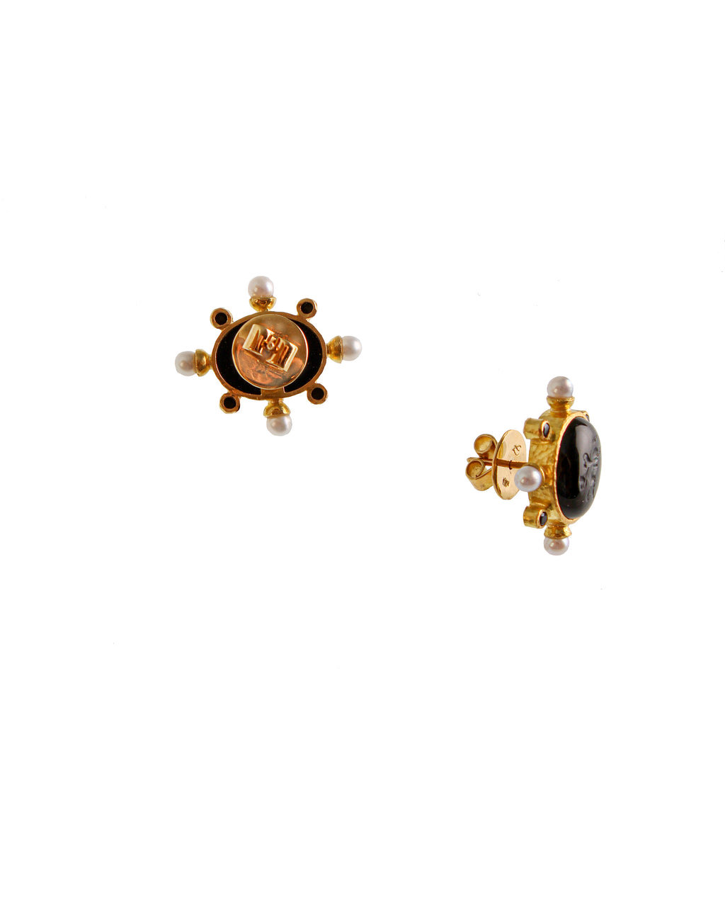 Black 'Cabochon Equestrian' Stud Earrings