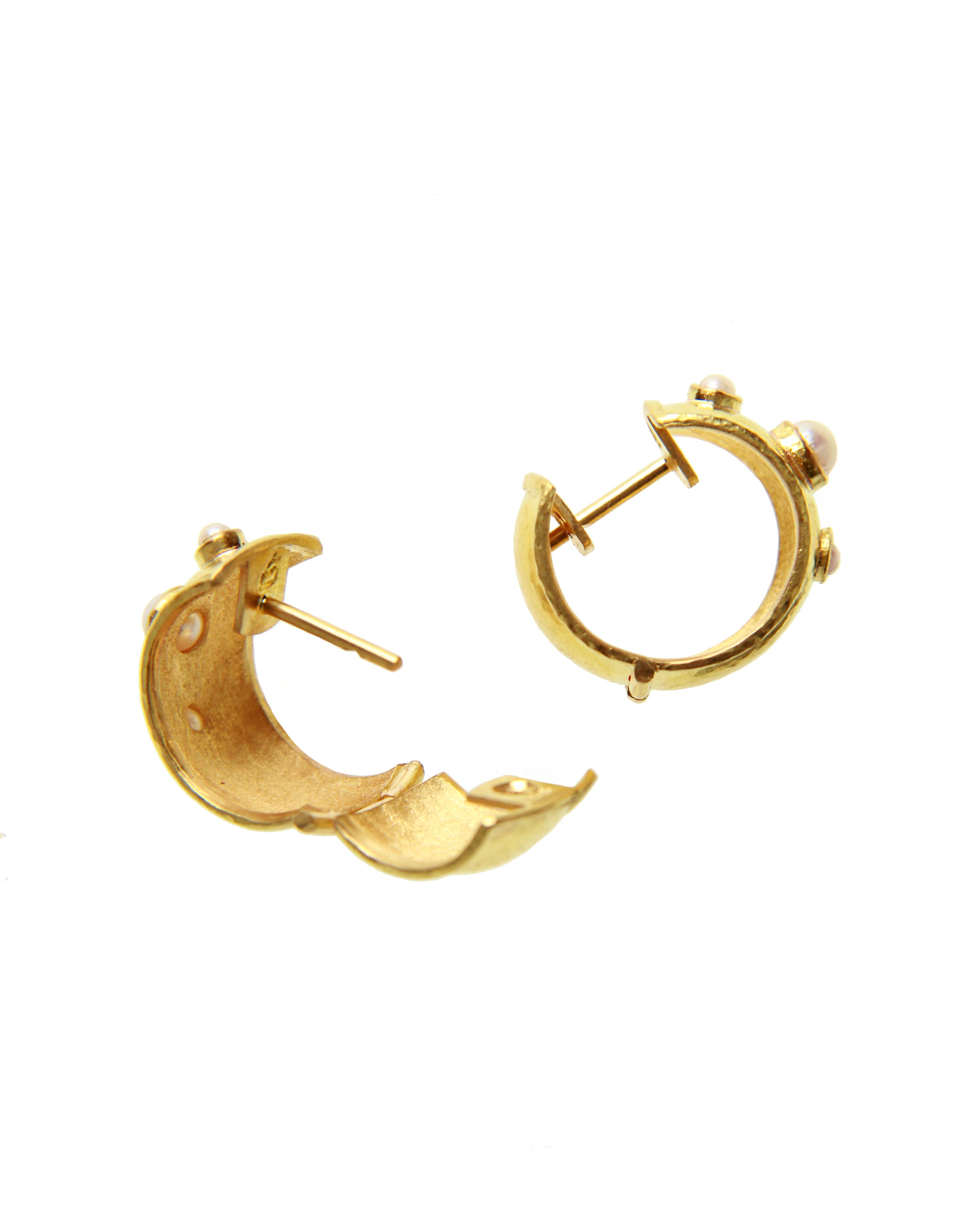Curved Wide Hoops with Pearls – Elizabeth Locke Jewels