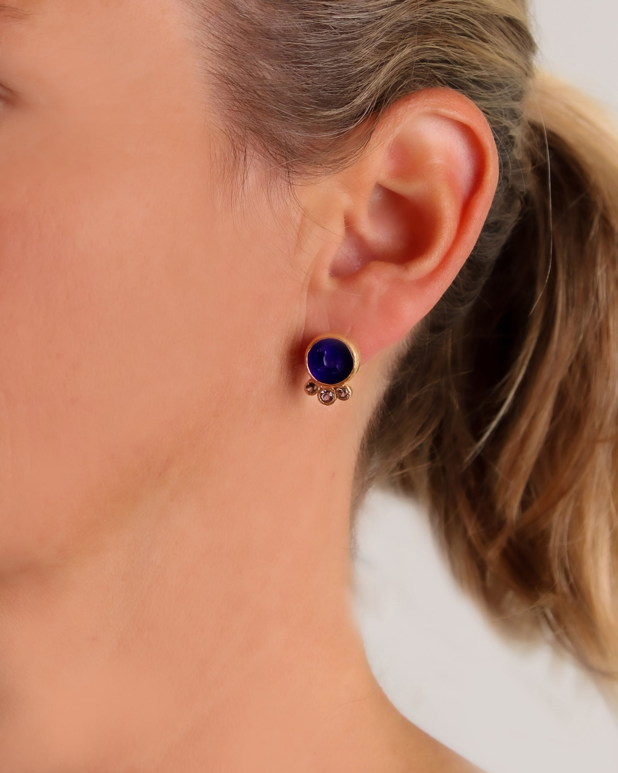 Black 'Tiny Horse' Stud Earrings