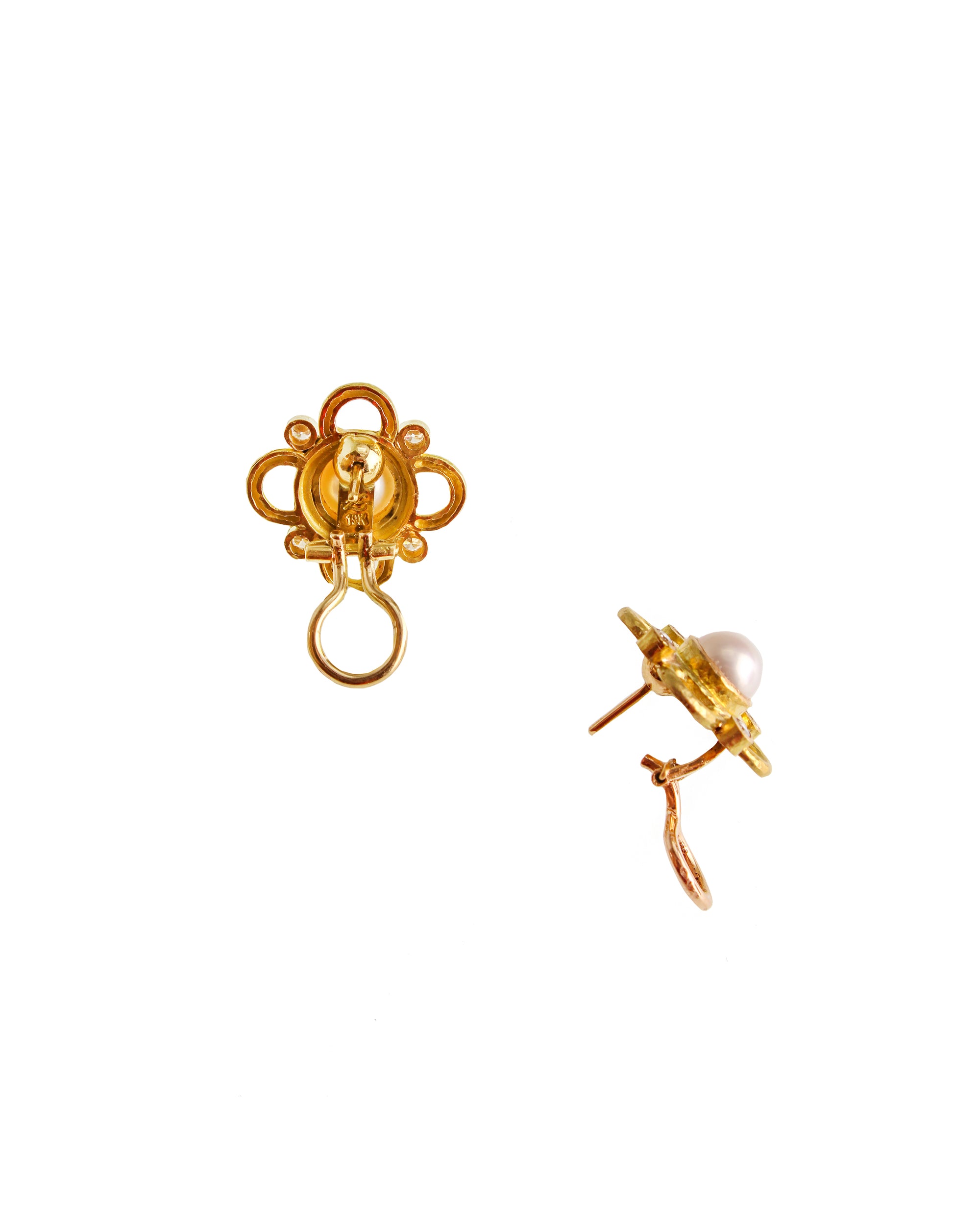 Pearl with Wire Arches Earrings