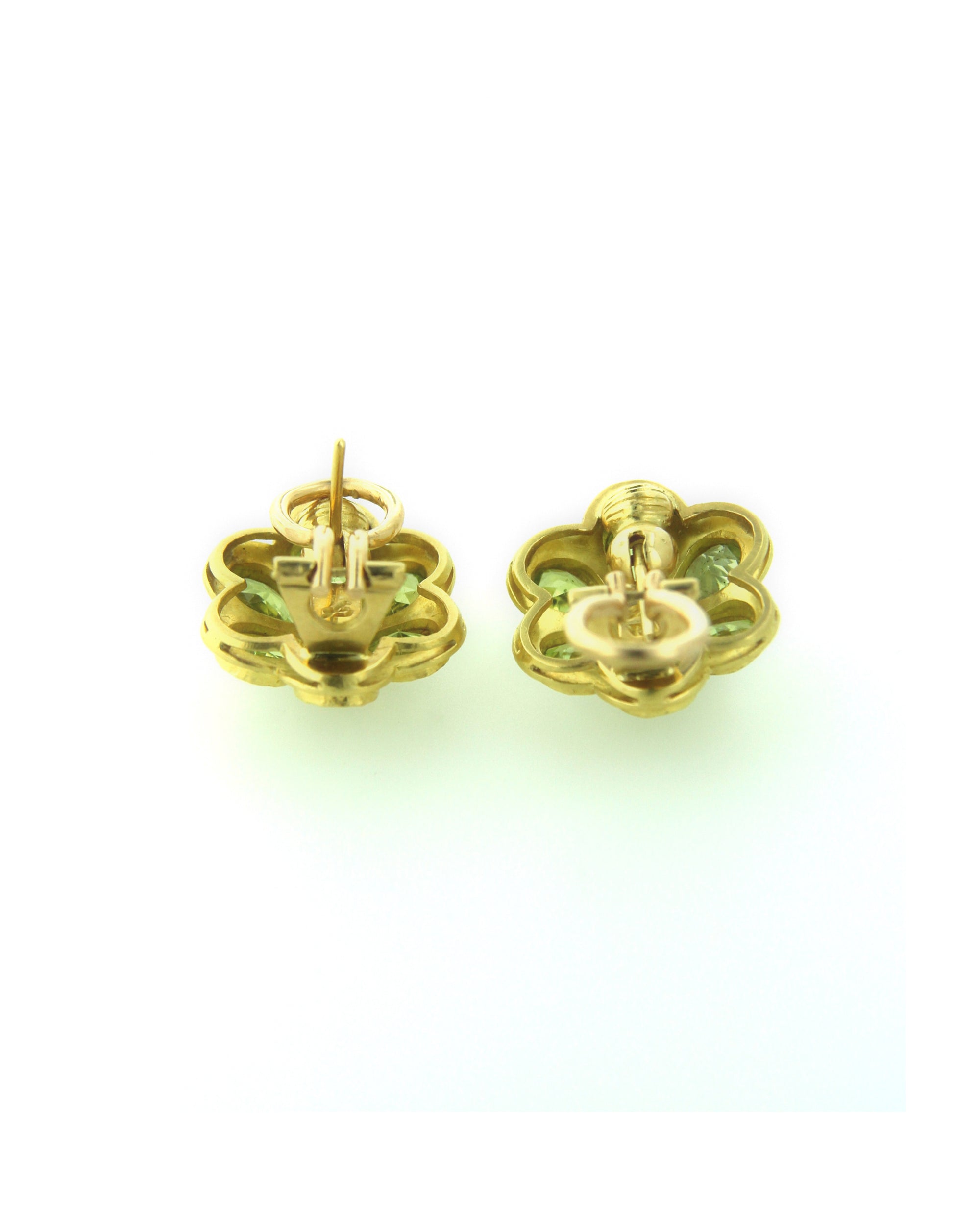 Peridot Daisy Earrings