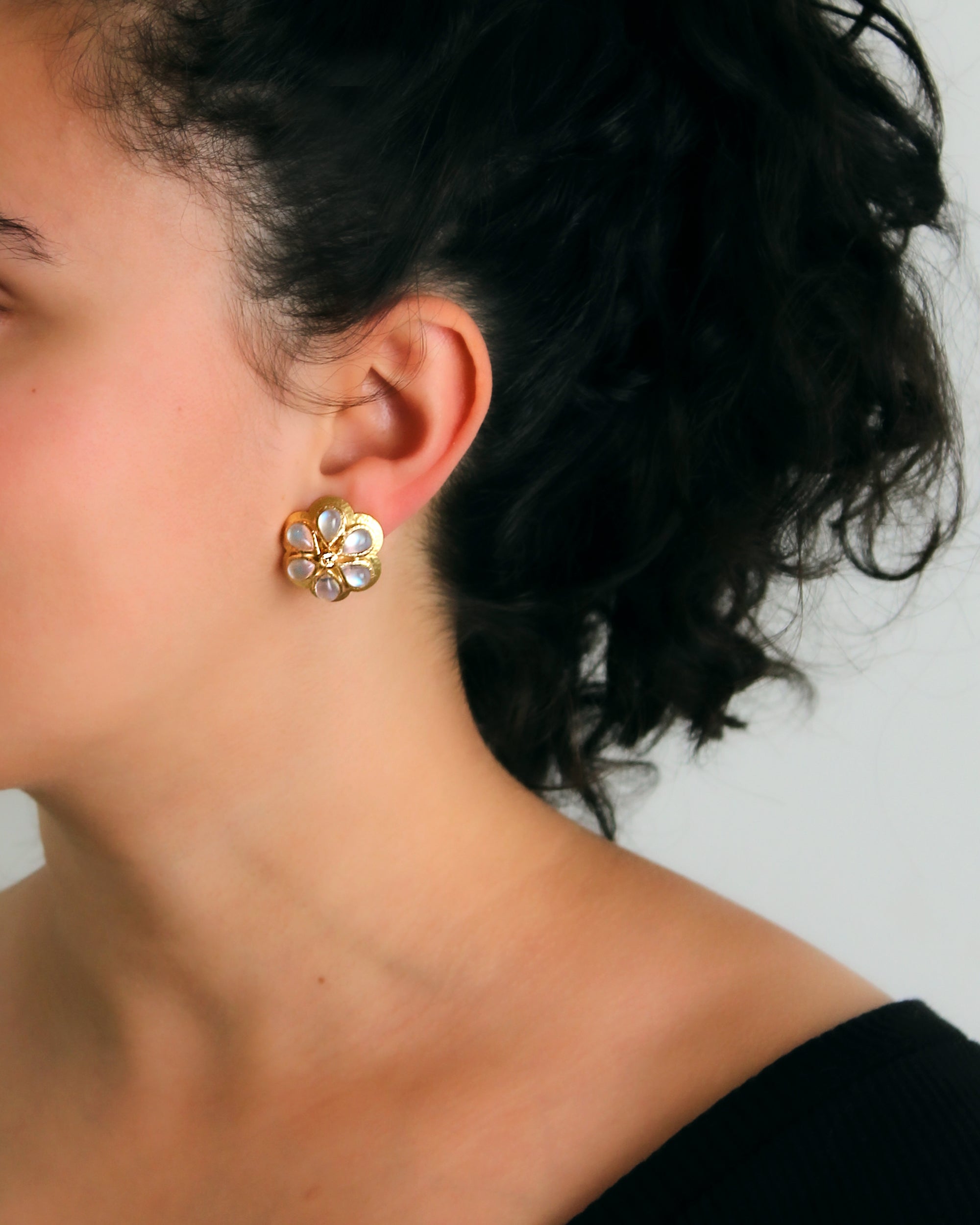 Moonstone Daisy Earrings