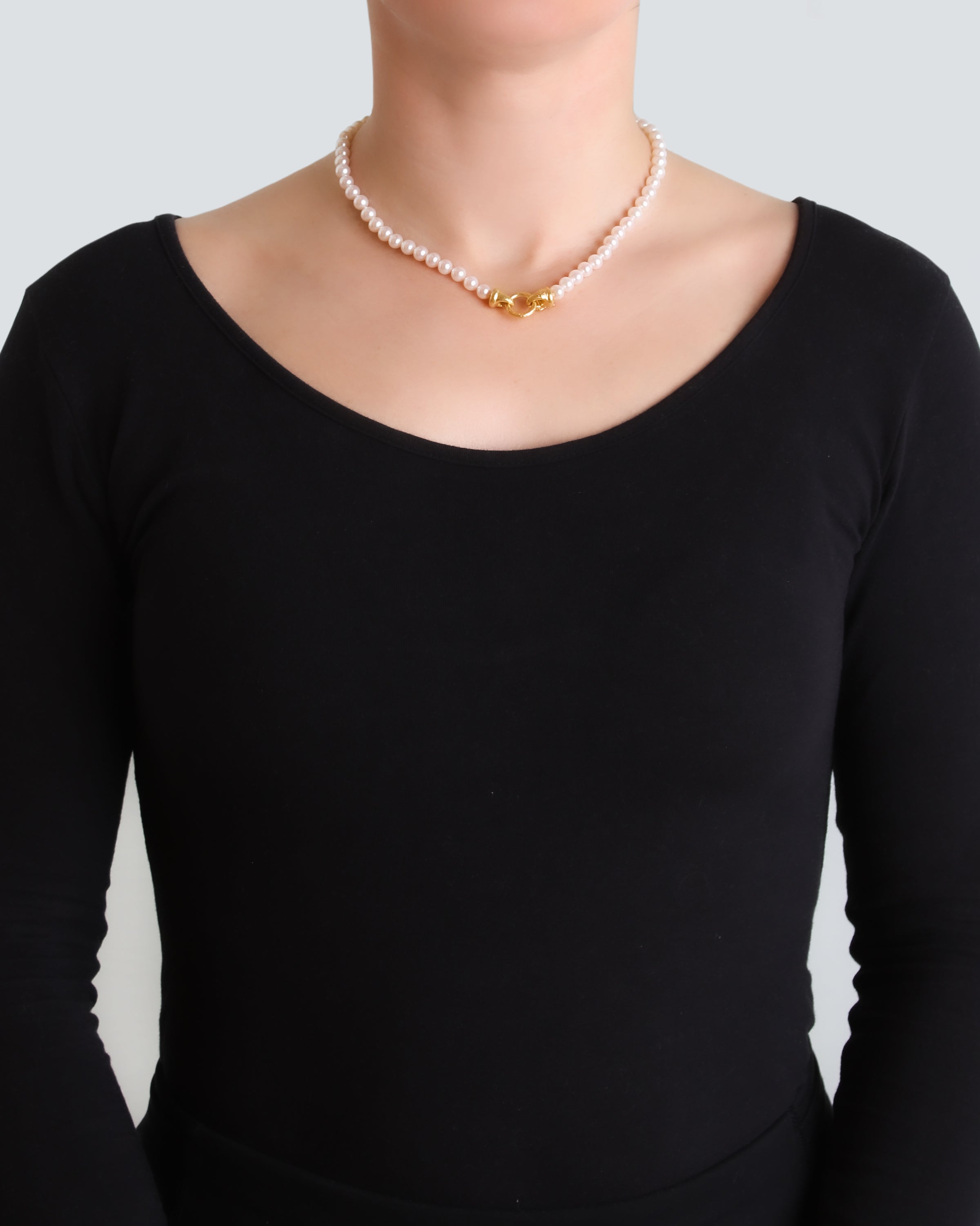 アクセサリー elisabeth necklace Pearl Necklace with 'Serena' Clasp – Elizabeth Locke Jewels