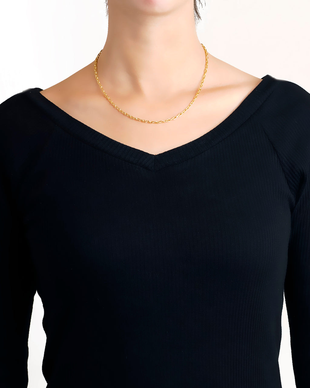 Very Fine Gold Chain Necklace - 17"