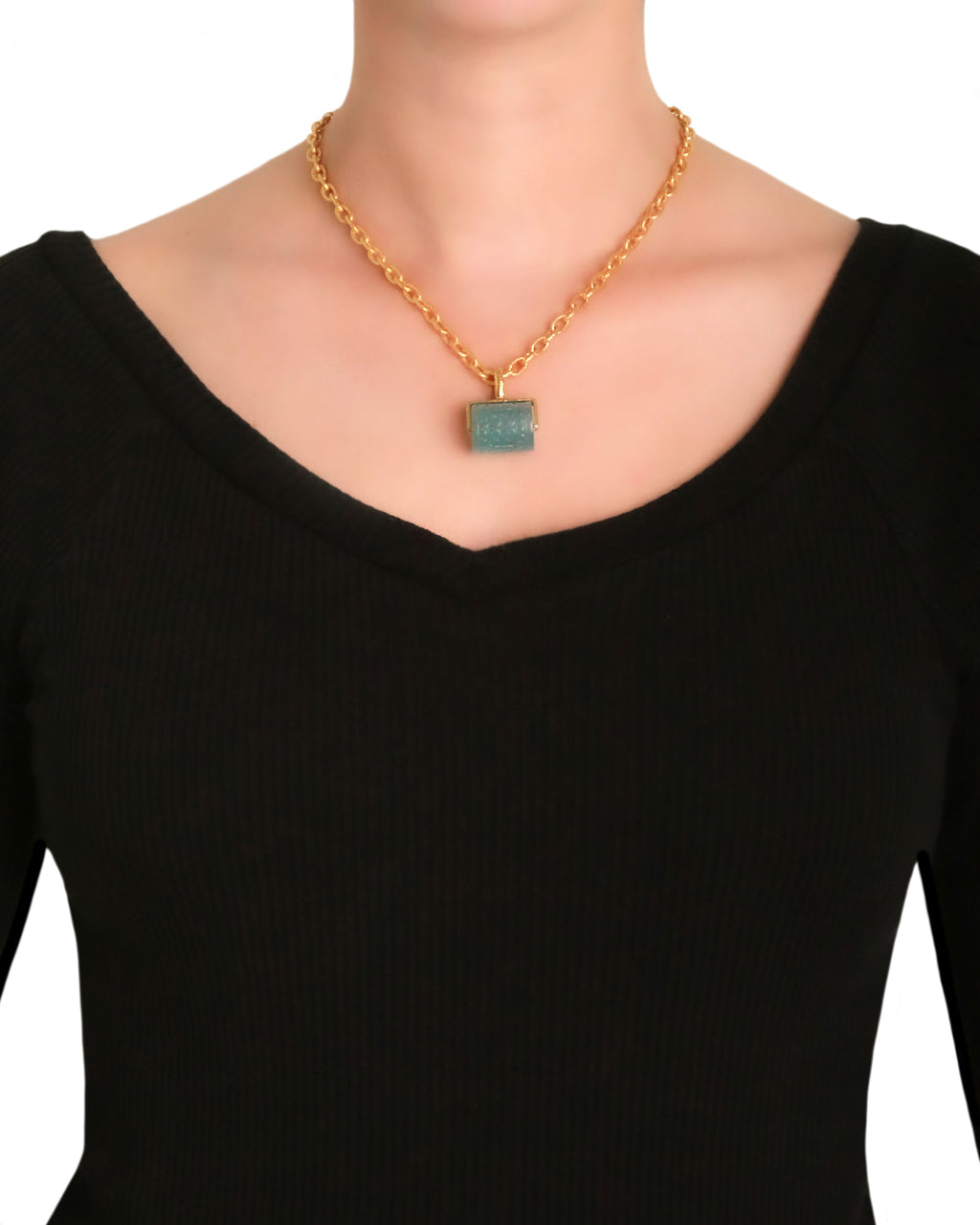 Spinning Aquamarine Pendant