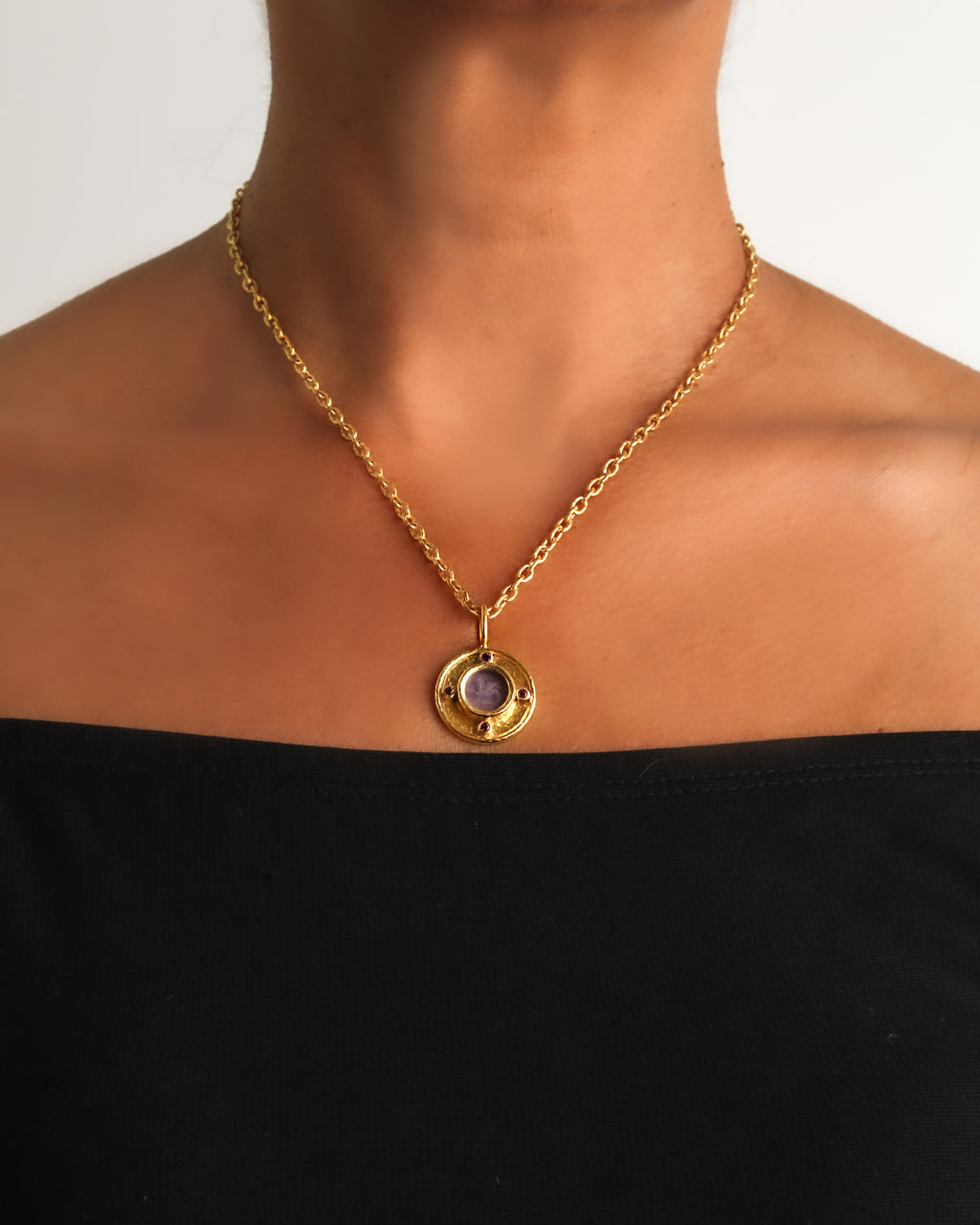 Mulberry Venetian Glass 'Tiny Griffin' Pendant