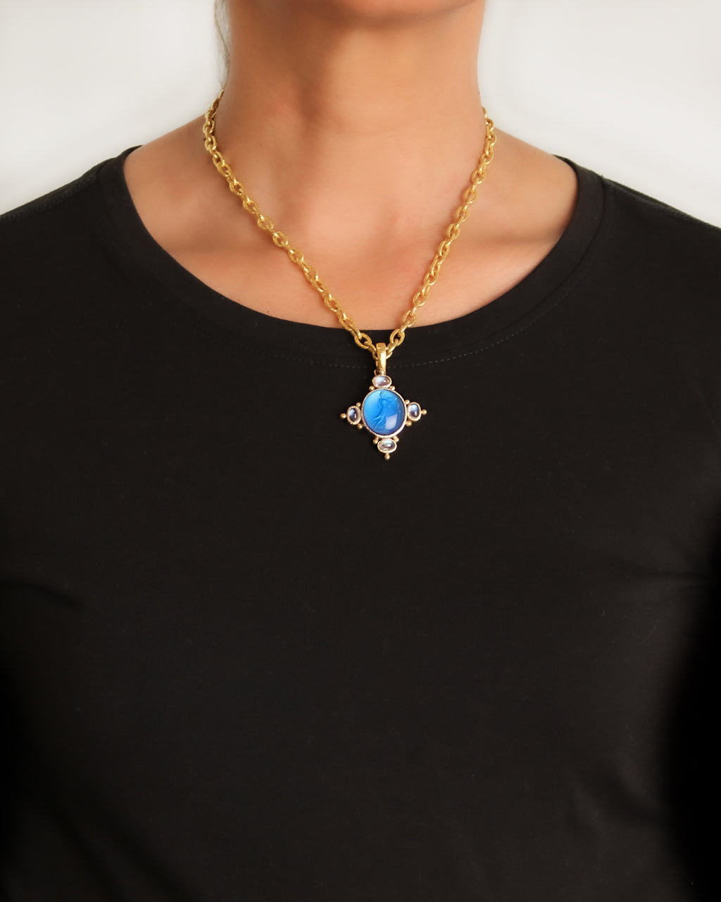 Mulberry 'Temple Dancer' Pendant