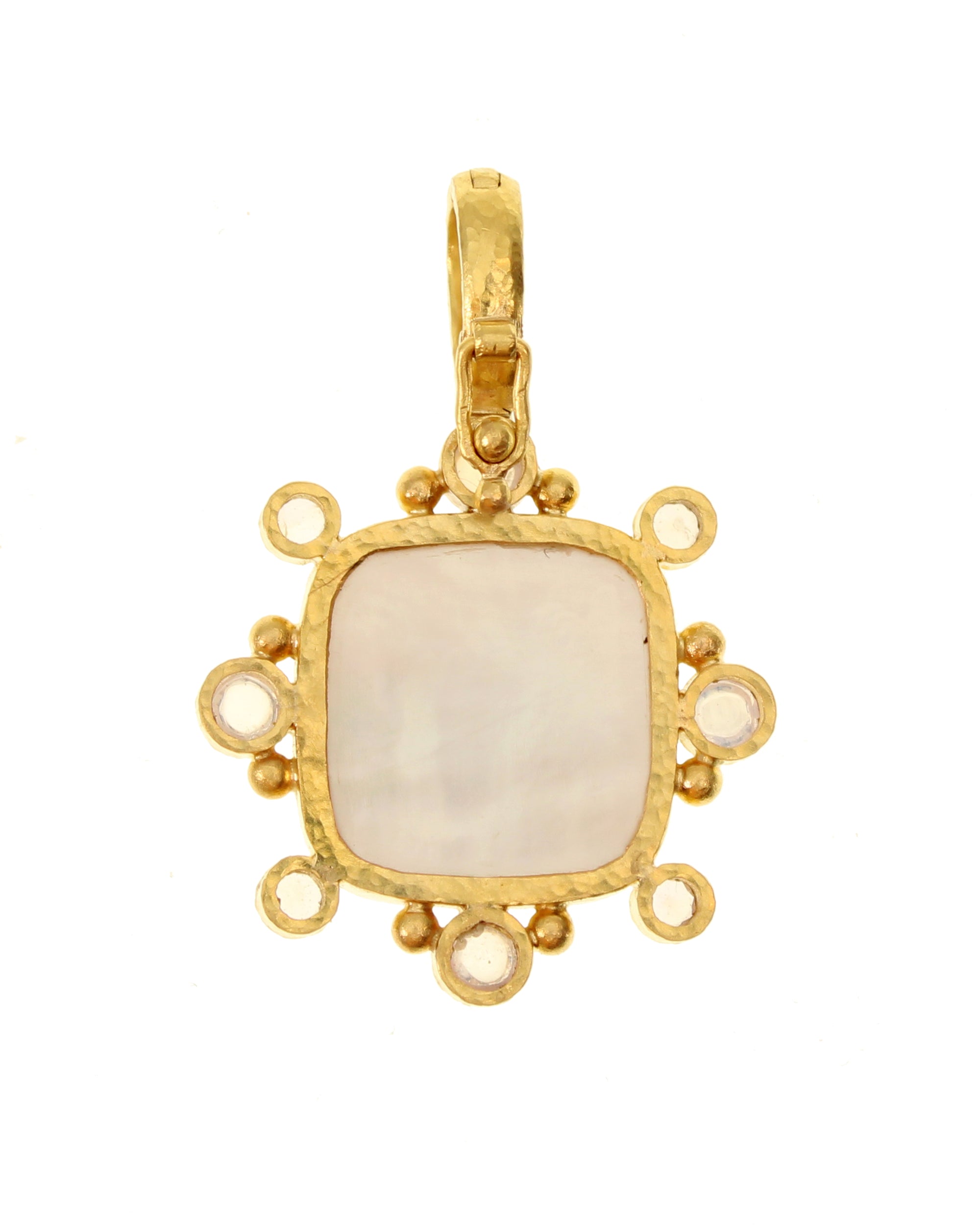 Mulberry 'Three Graces' and Amethyst Pendant