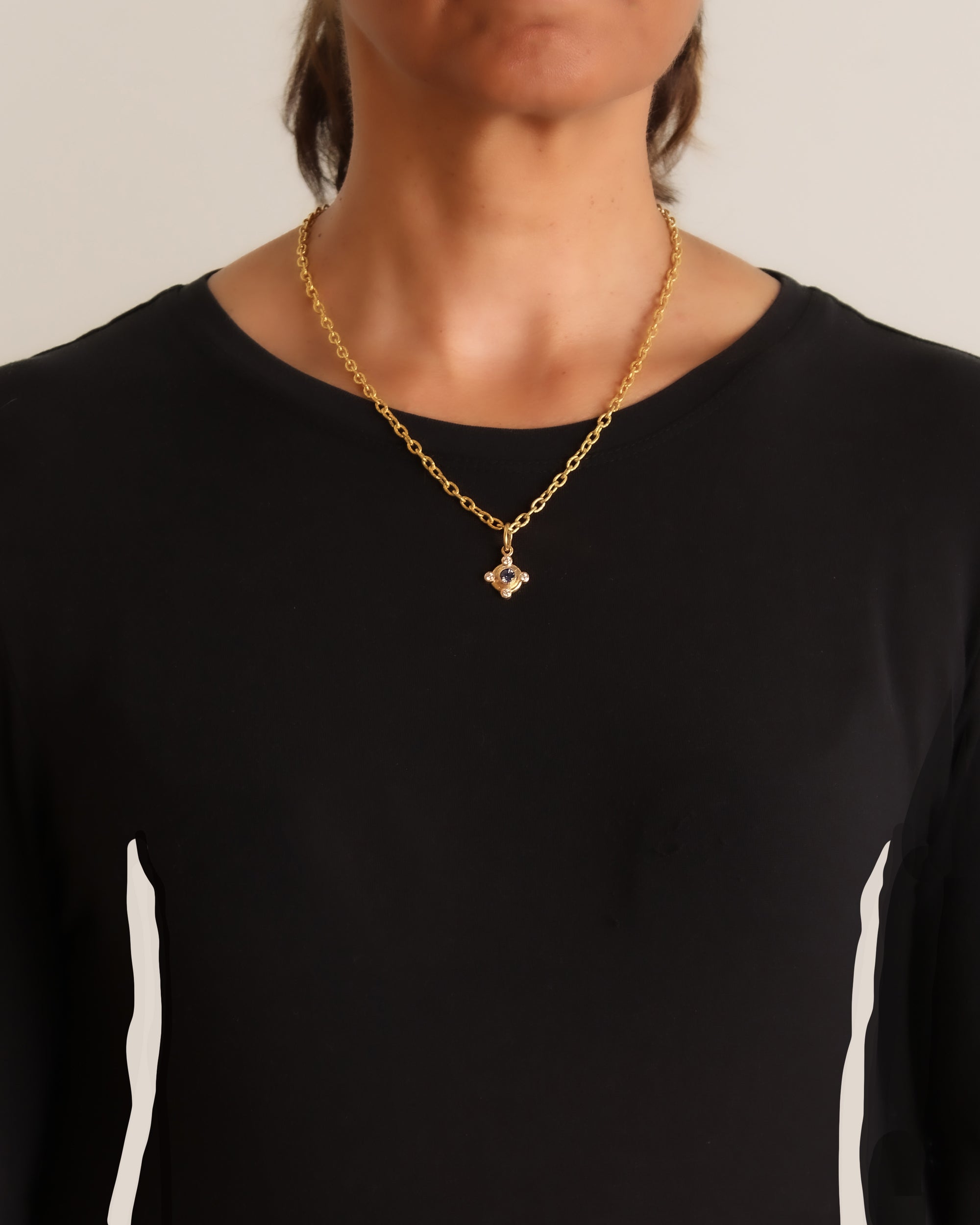 Blue Sapphire and Diamonds Jump Ring Pendant