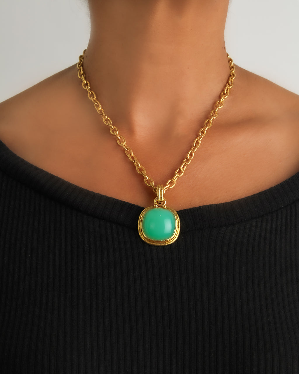 Chrysoprase Pendant