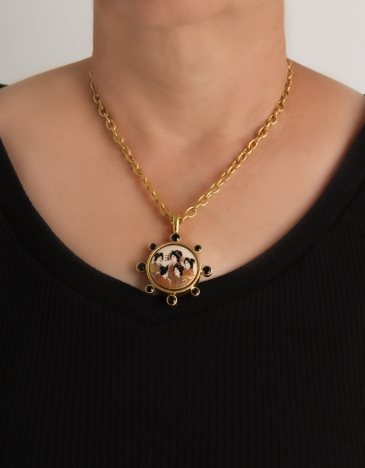 Antique Satsuma 'Five Geishas' Pendant