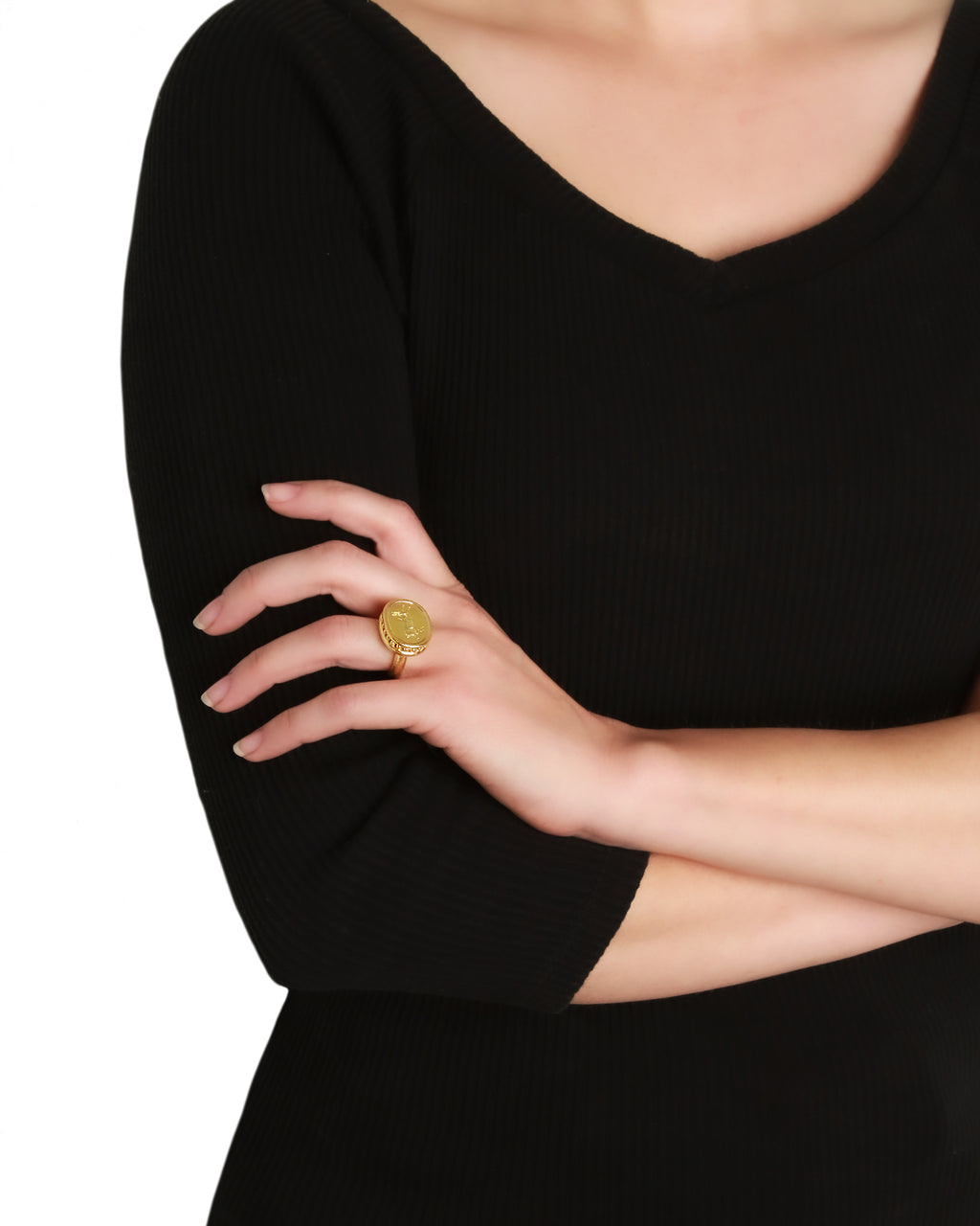 Gold 'Rearing Horse' Ring