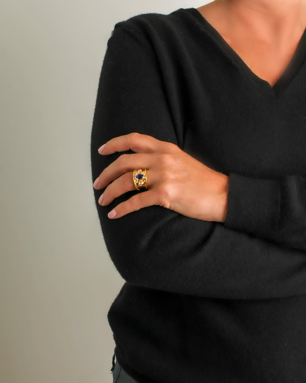 Blue Sapphire and Diamond Tapered Cigar Ring