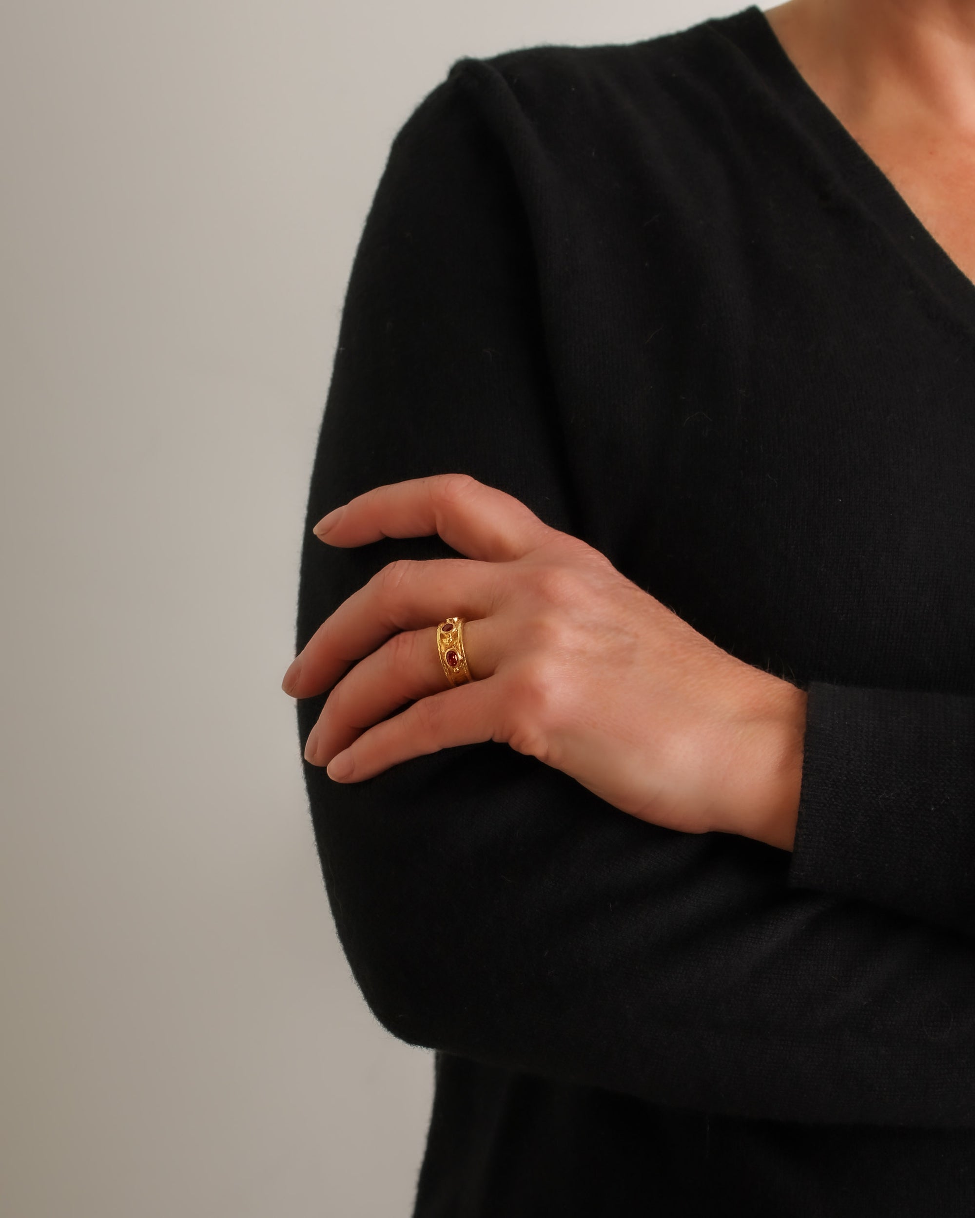 Red Spinel Cigar Band