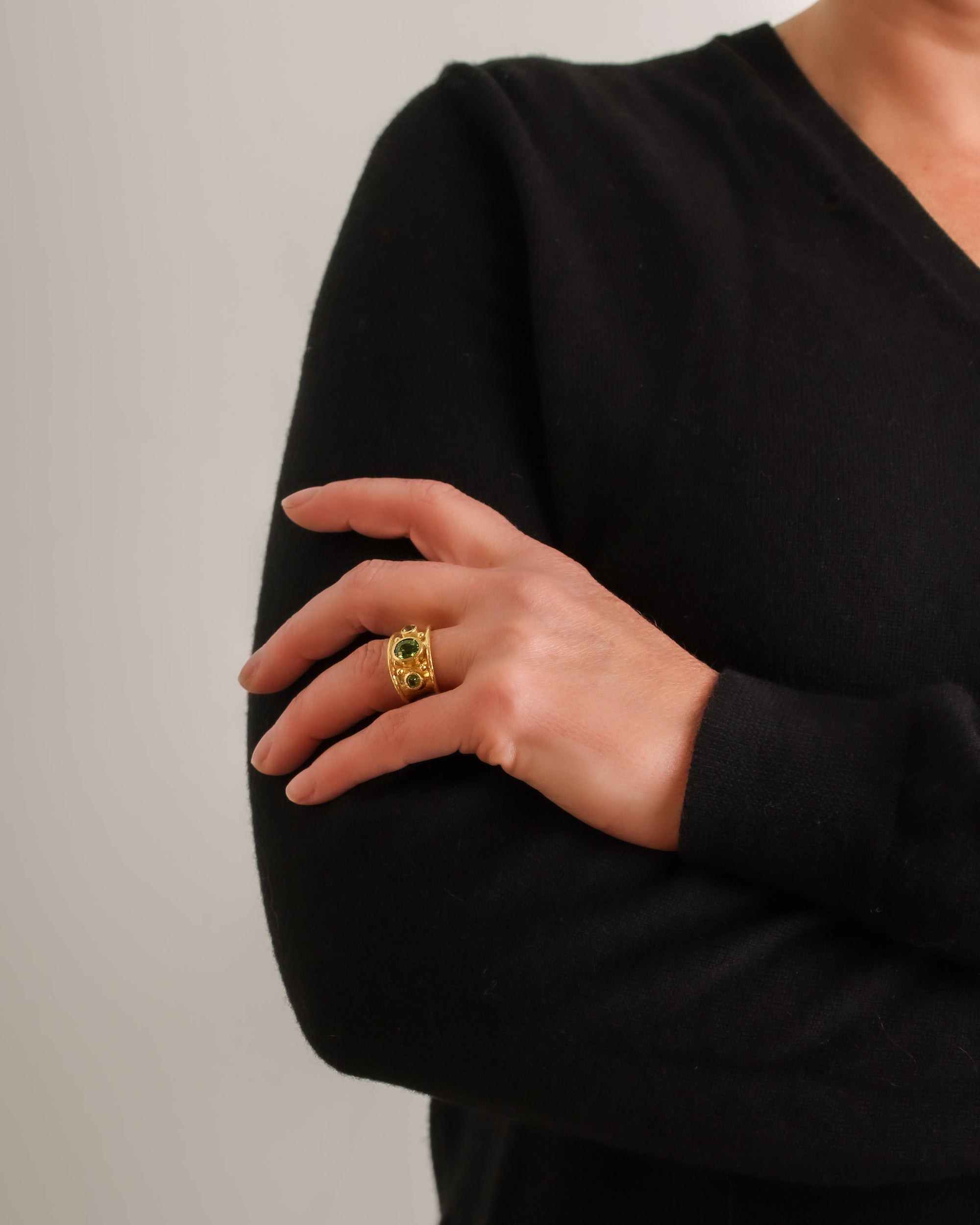 Tsavorite Cigar Band