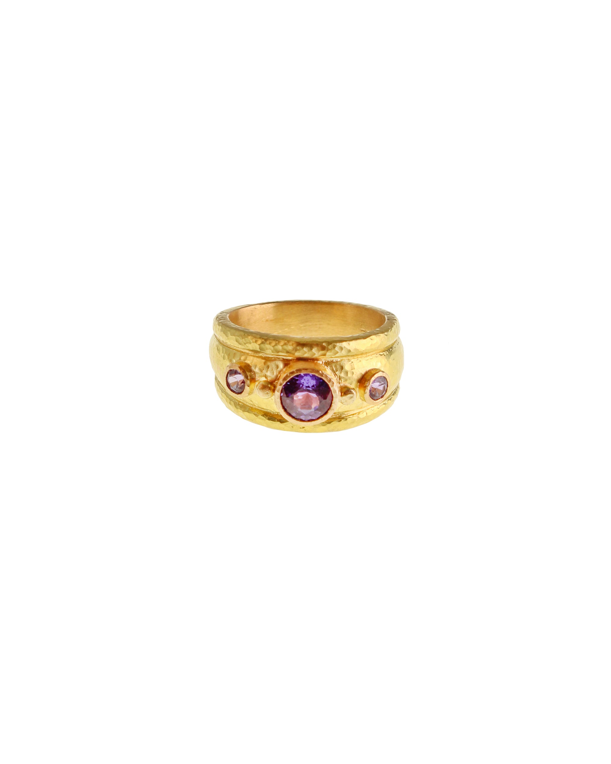 Purple Sapphire Ring in Bombe