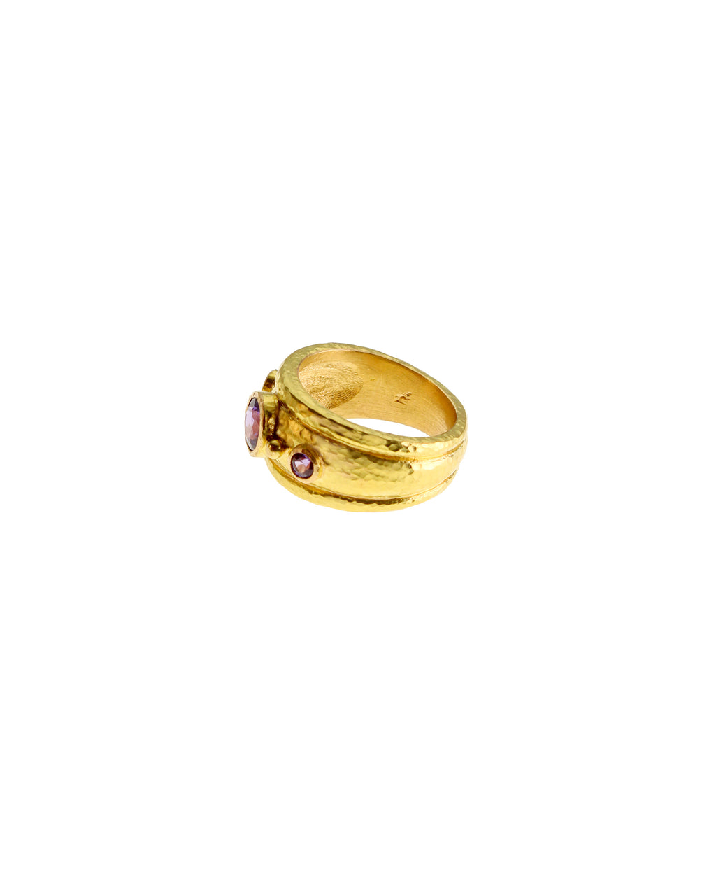 Purple Sapphire Ring in Bombe