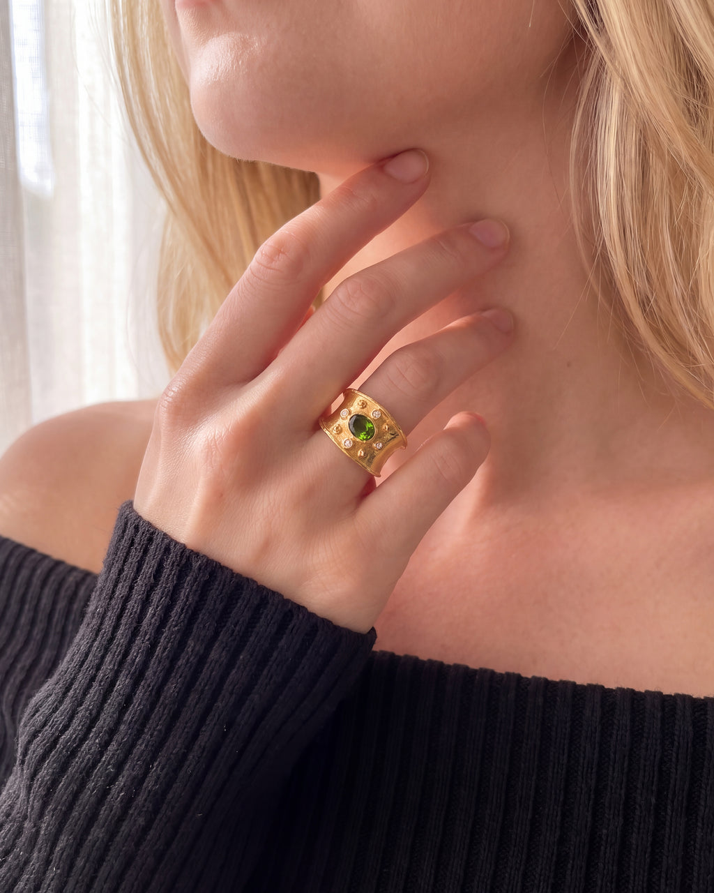 Tsavorite and Diamond Ring