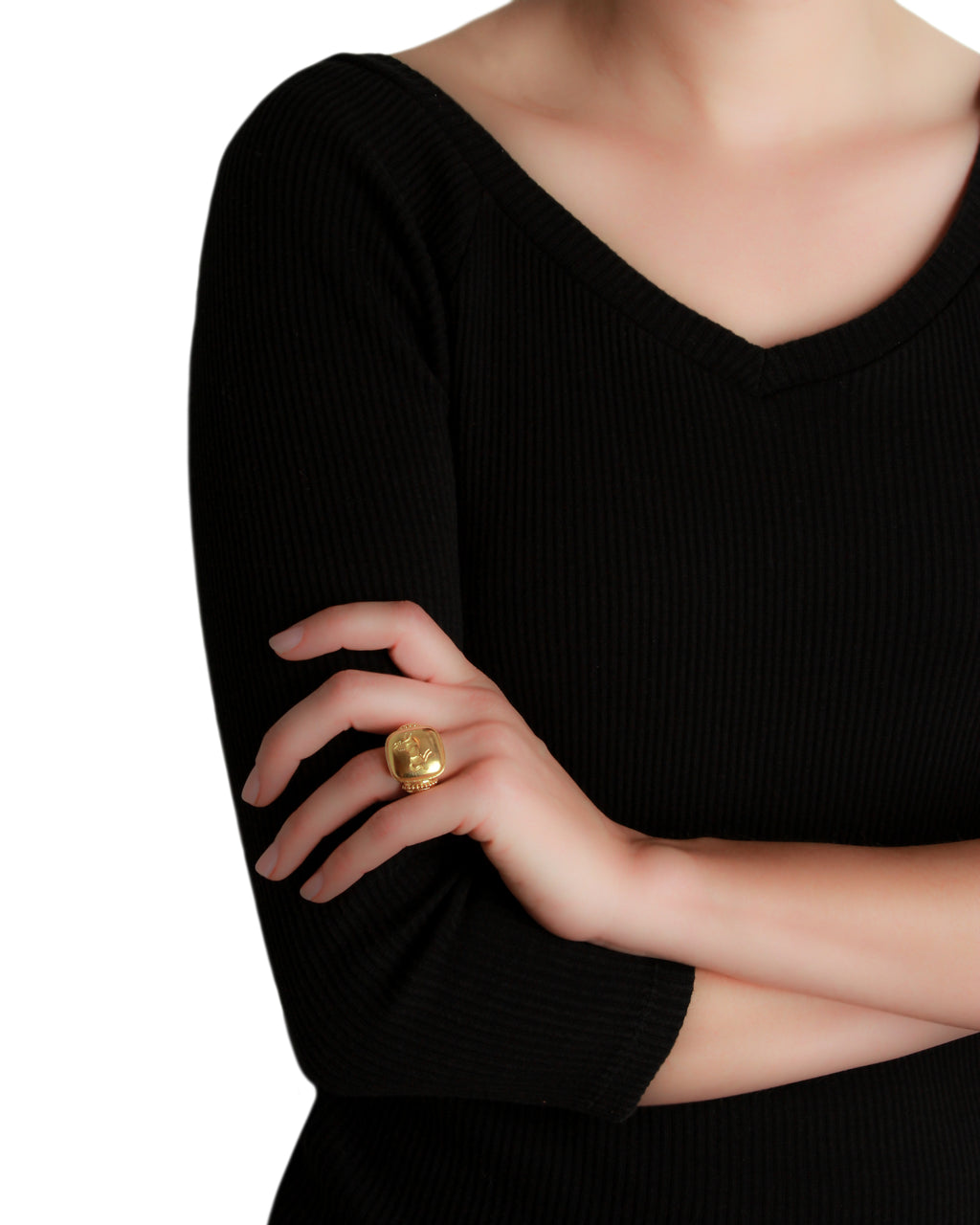 Gold 'Rearing Horse' Ring